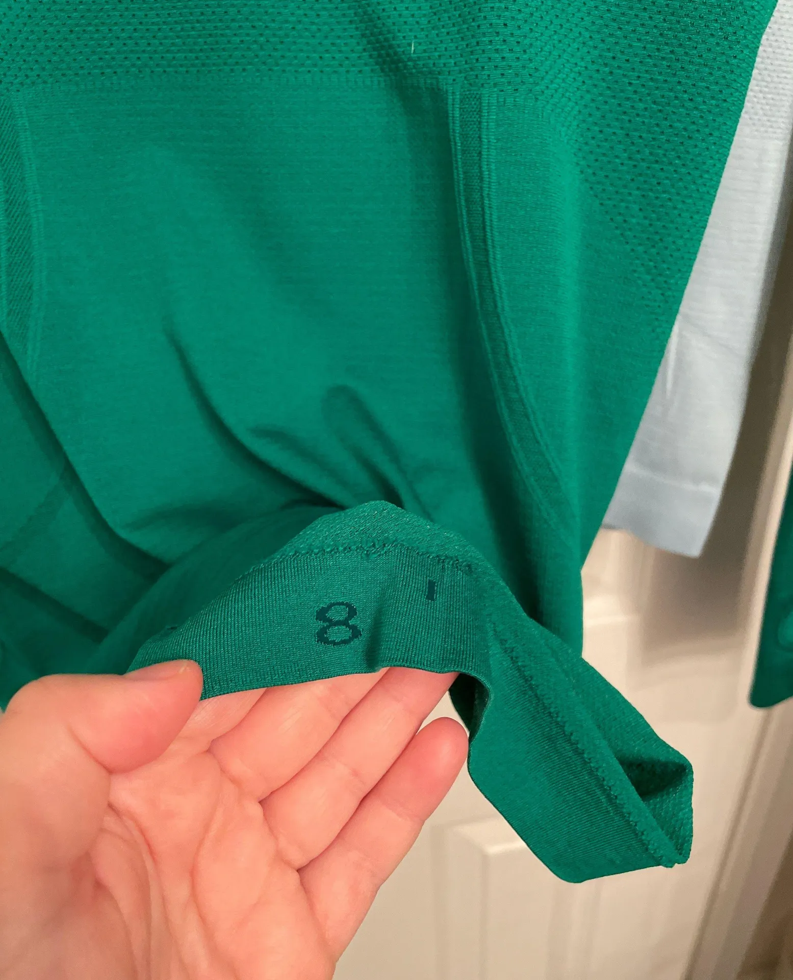 Lululemon Swiftly Tech Long Sleeve - Image 4