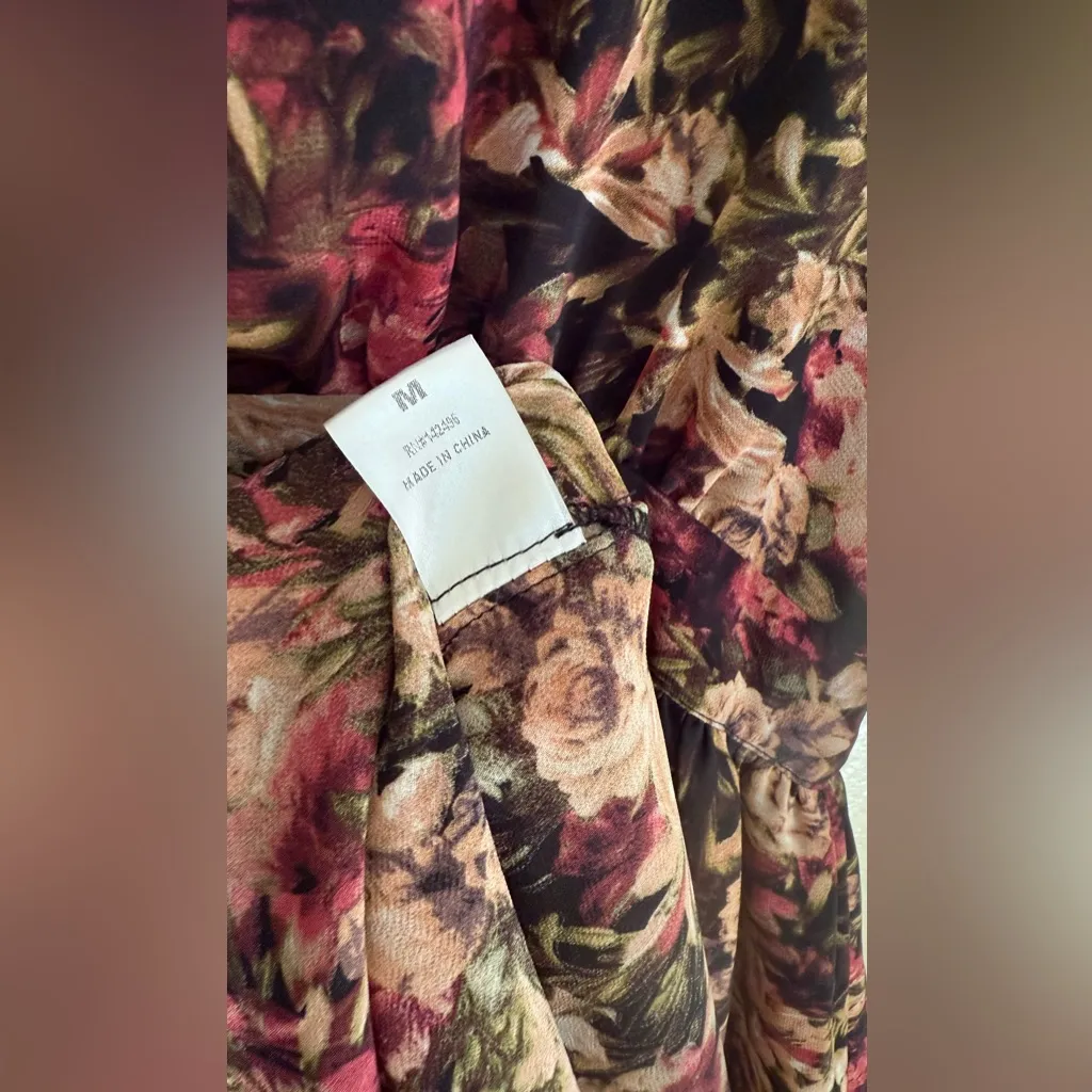 Dark Floral Sleeveless Maxi Goddess Dress V- Neckline High-low Hem Size M - Image 8