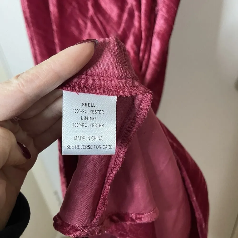 NEW! Lucy Paris Cranberry red velvet long sleeve v-neck midi dress Large - Image 5