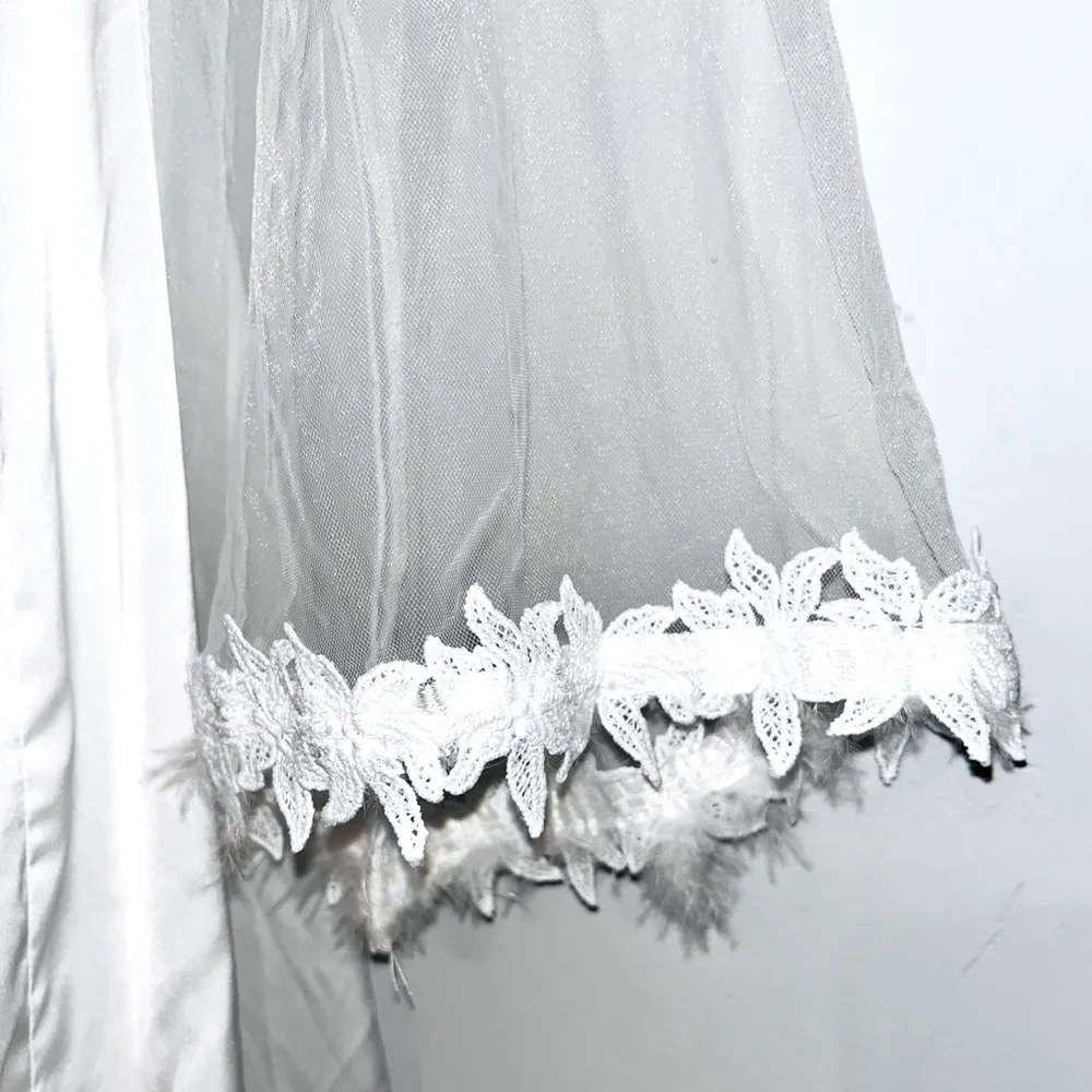 Vintage Satin Sheer Lace White Robe Sz S - Image 5