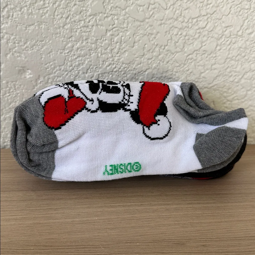 Disney  Black, White, and Red No show Casual Socks 5 pairs - Image 5