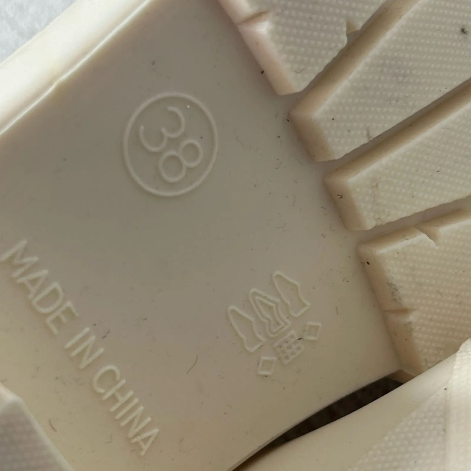 Uyirain Cream Waterproof Chelsea Rain Boots NWOB Women’s Size 7 Tan - Image 8