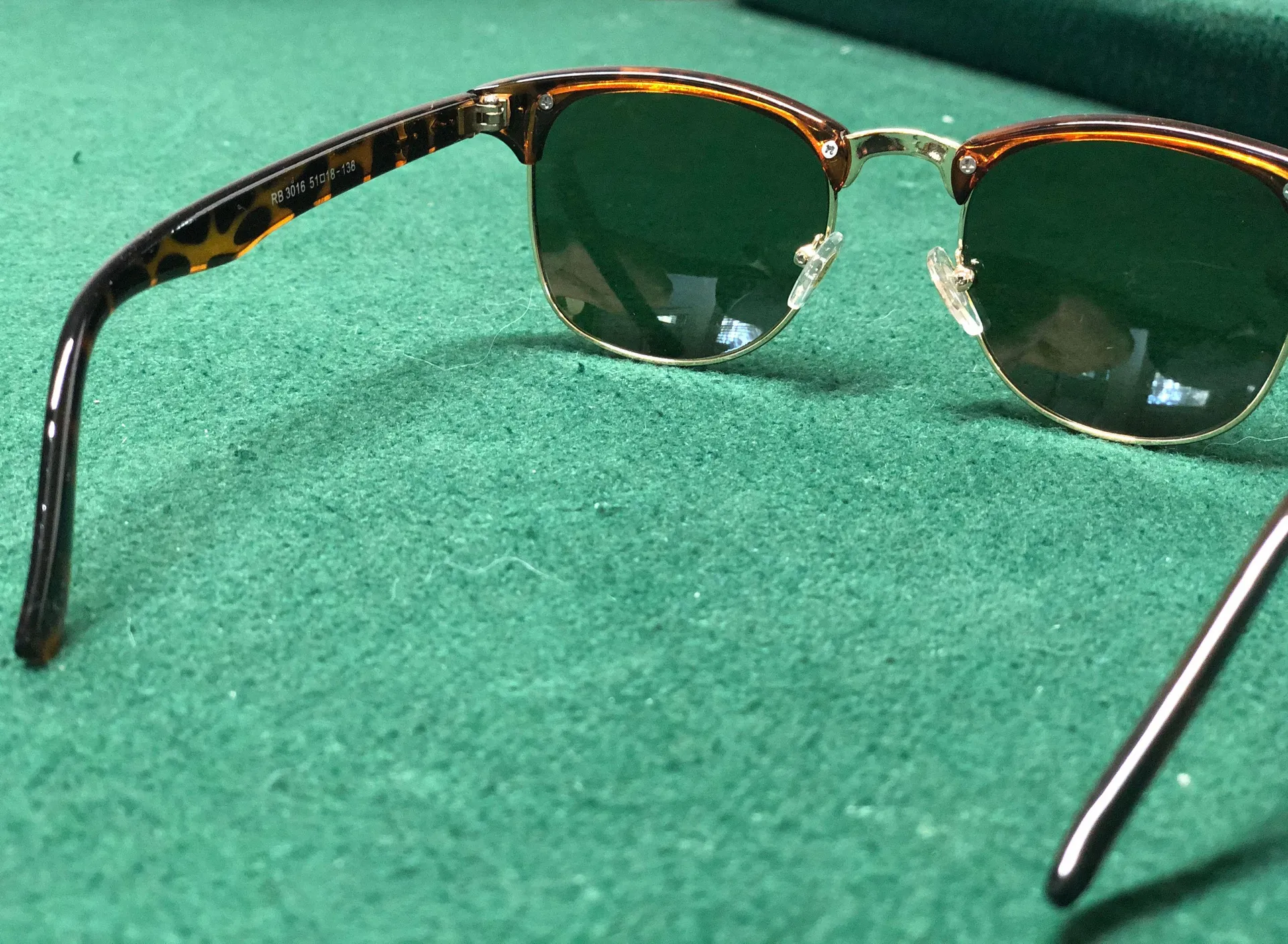 Ray-Ban Classic Clubmasters Tortoise - Image 2