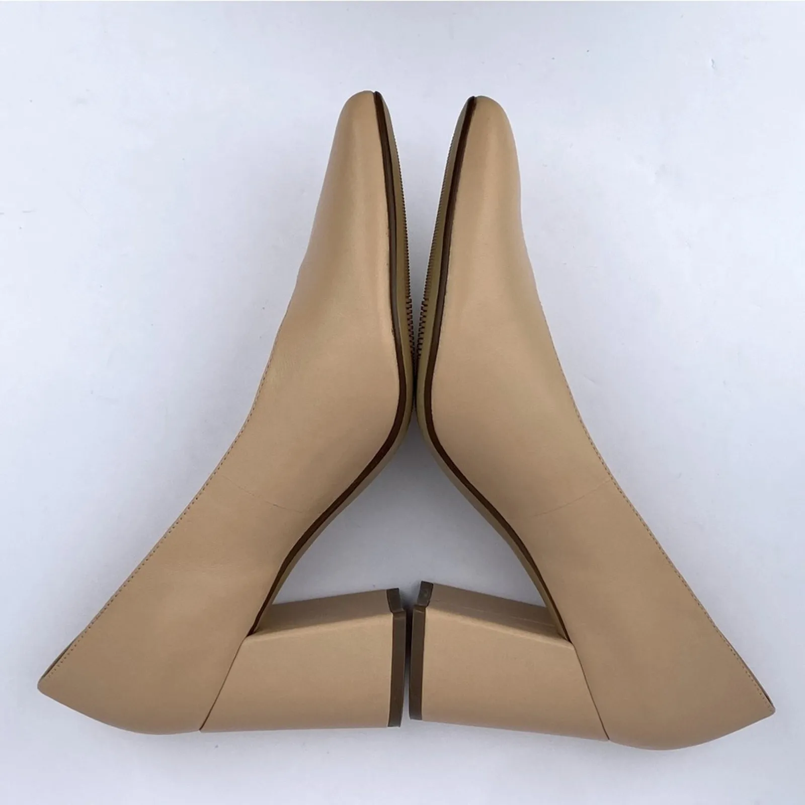 Naturalizer 7.5 Heels Wide Pumps 7.5W Nude Classic Leather Neutral Minimalist - Image 5