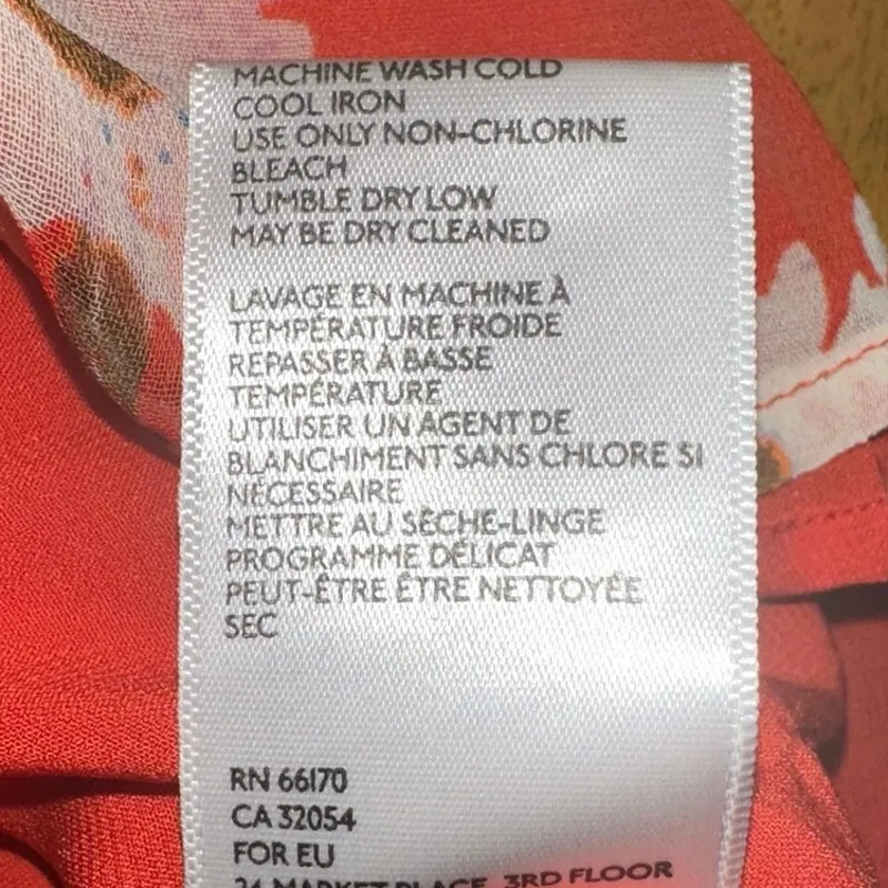 Urban Outfitters Women's Red Floral Chiffon‎ Romper Size M Summer Casual V-Neck - Image 5