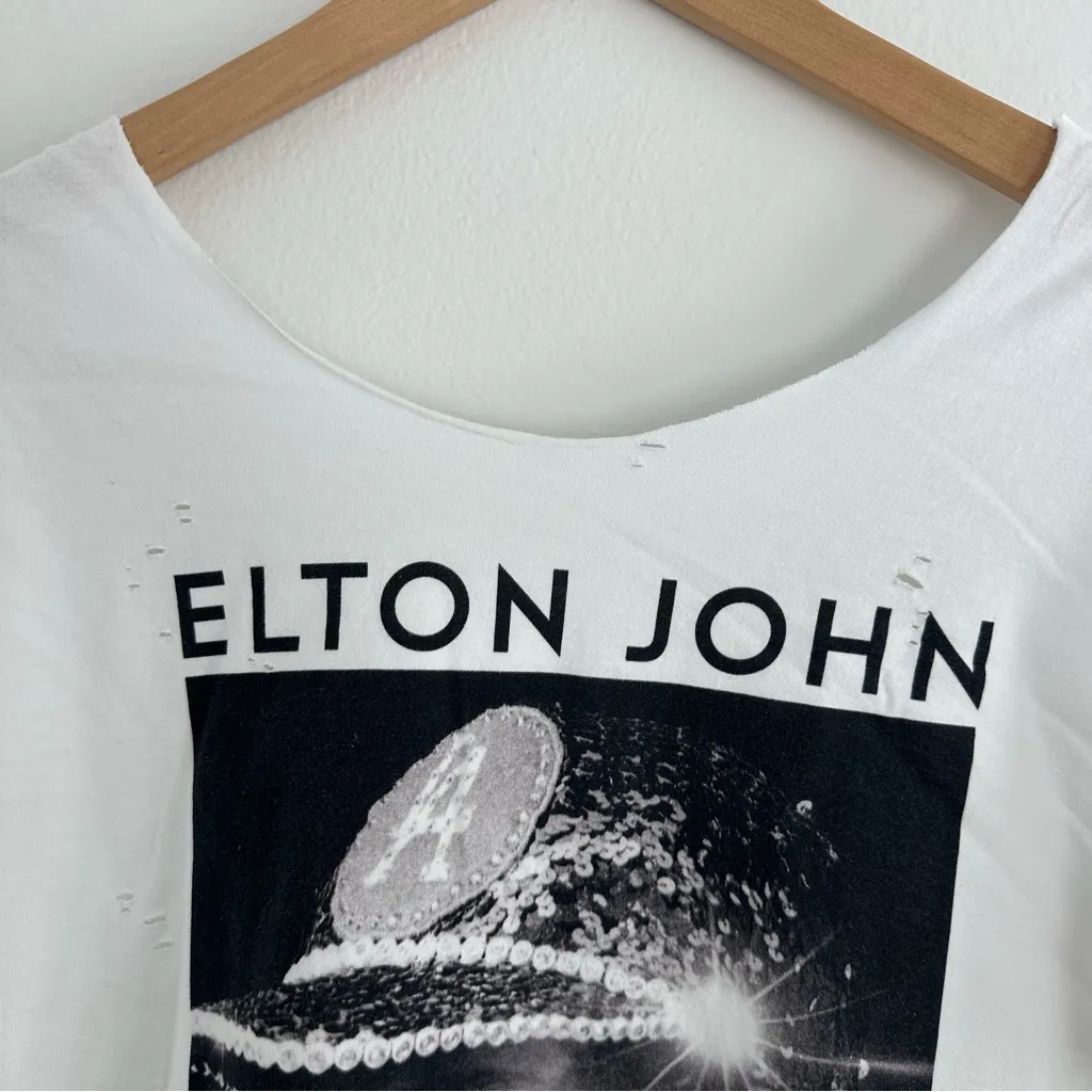 Elton John off the shoulder T - Image 3