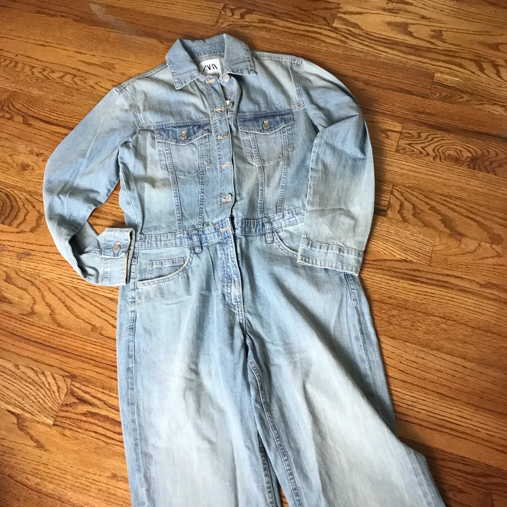 ZARA  Blue Denim Women's Jumpsuit NWT - Image 9