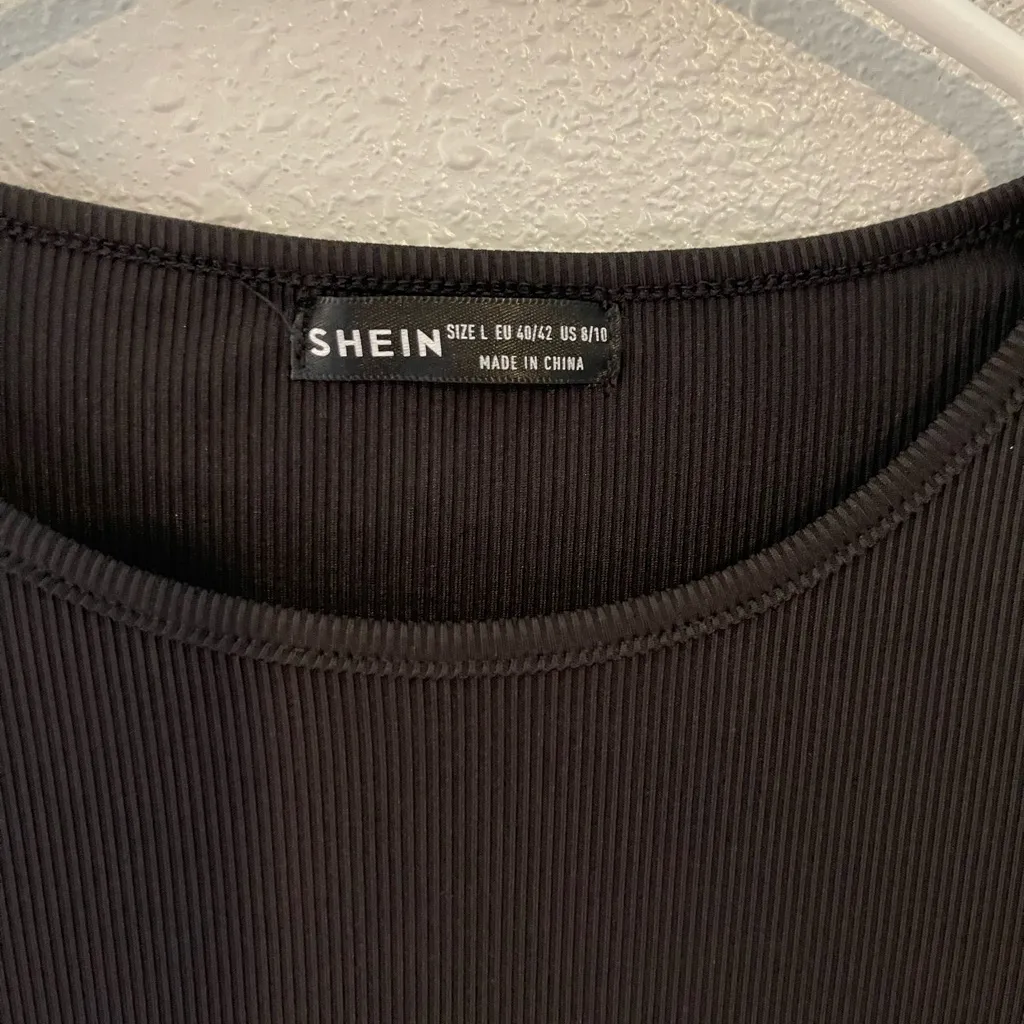 long sleeve tee NWOT - Image 3