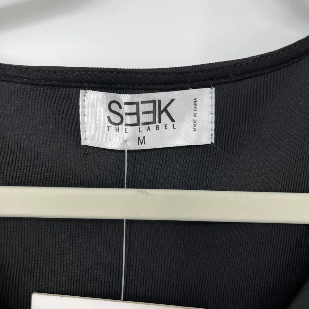 SEEK THE LABEL BLACK FIGURE FLATTERING STRETCH LIGHTWEIGHT DRESS MEDIUM - Image 3