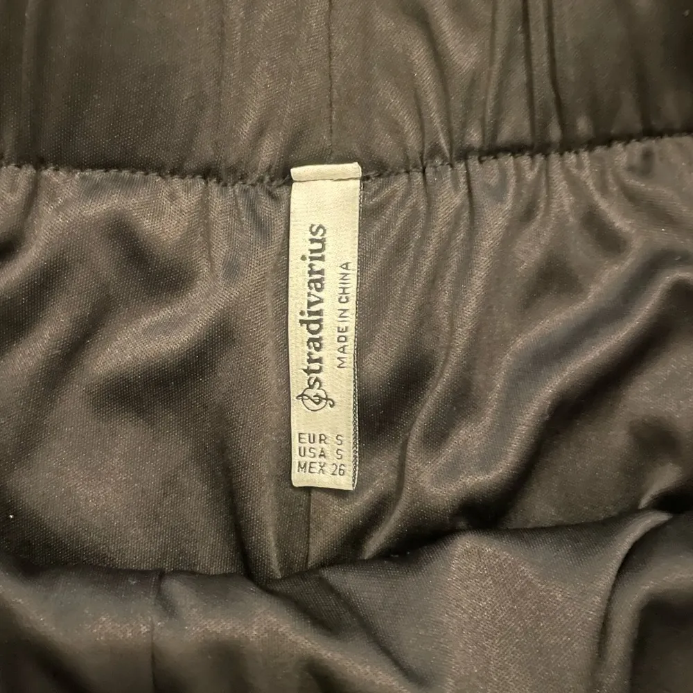 ASOS Stradivarius Pleated Short in Blue Floral Print - Image 7