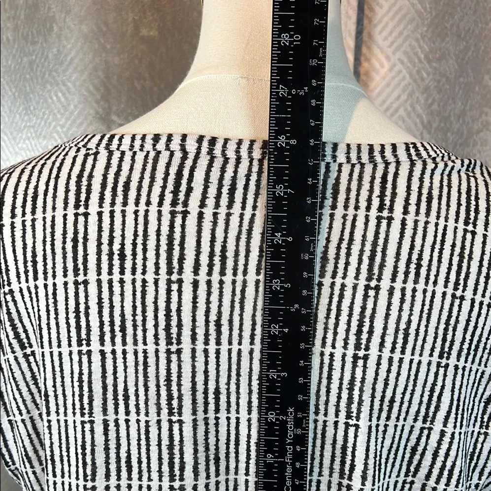 ATHLETA Breezy Sleeveless Tank Top Dark Gray White Stripe sizeM.        order114 - Image 5