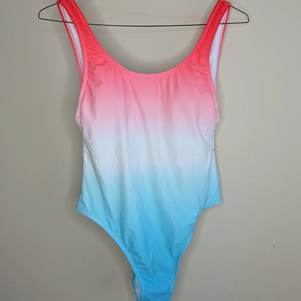 Xhilaration Swimsuit Women's Juniors One Piece Bombpop Red Blue Large 8-10 NWT - Image 3