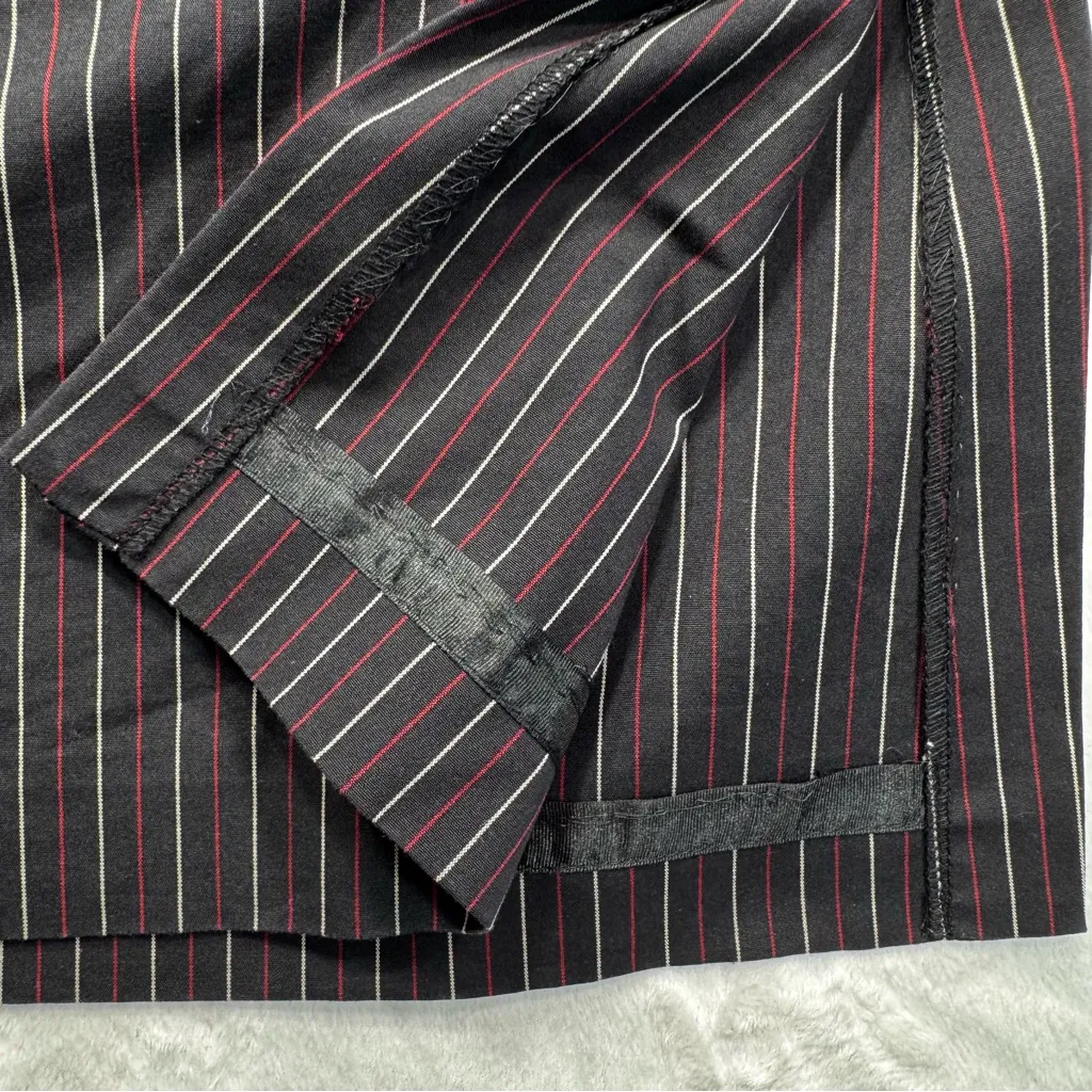 Vintage 90s Pinstriped Mini Pencil Skirt with Embroidered Red Floral by i.e. Black Size 14 - Image 5