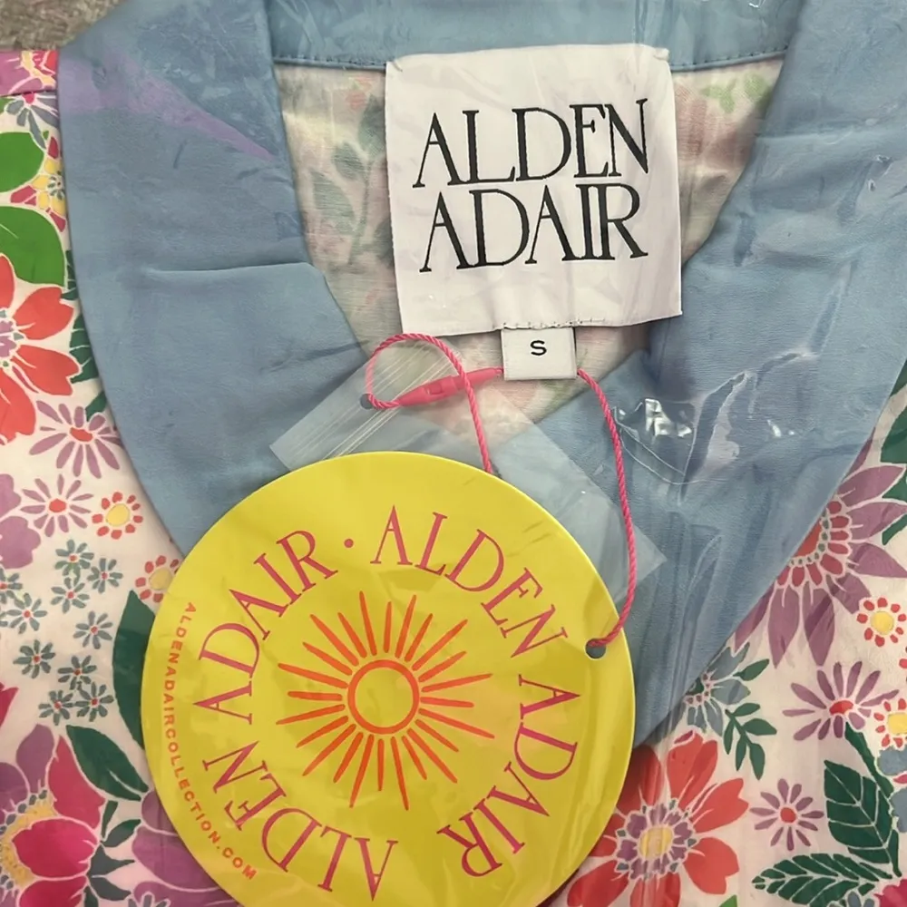 Alden Adair Austin Top in Happy Daze, Size S New in Packaging - Image 8