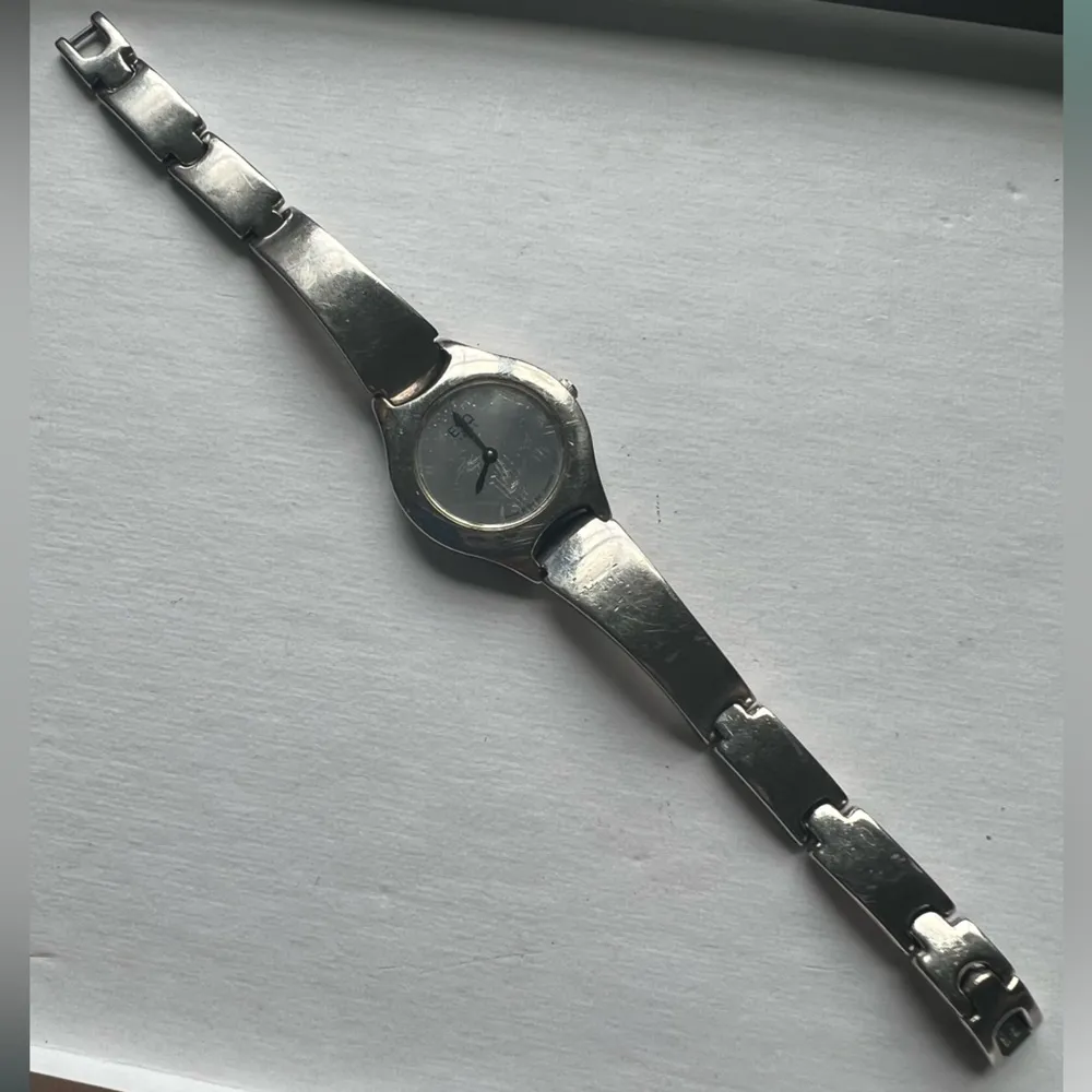 Esquire ESQ Ladies Watch Stainless Steel with Black Hour Minute Hands - Image 9