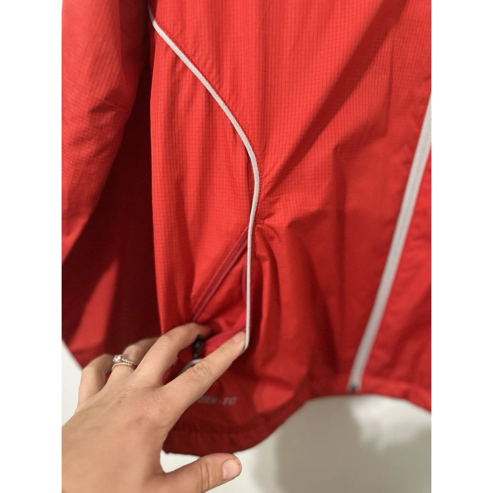 Nike Storm Fit Women’s Ohio State Jacket Medium College Rain Jacet Red OSU - Image 4