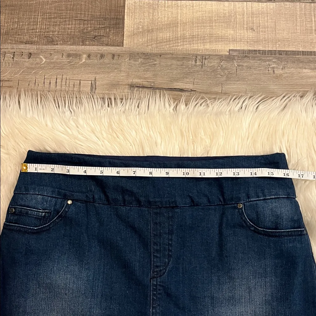 S.C. & Co stretch denim pull on mini skirt skort with tummy control M Blue Size M - Image 7