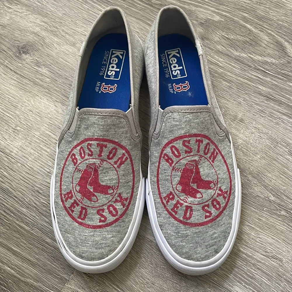 Keds  Boston Red Sox slip-on shoes size 9 - Image 4