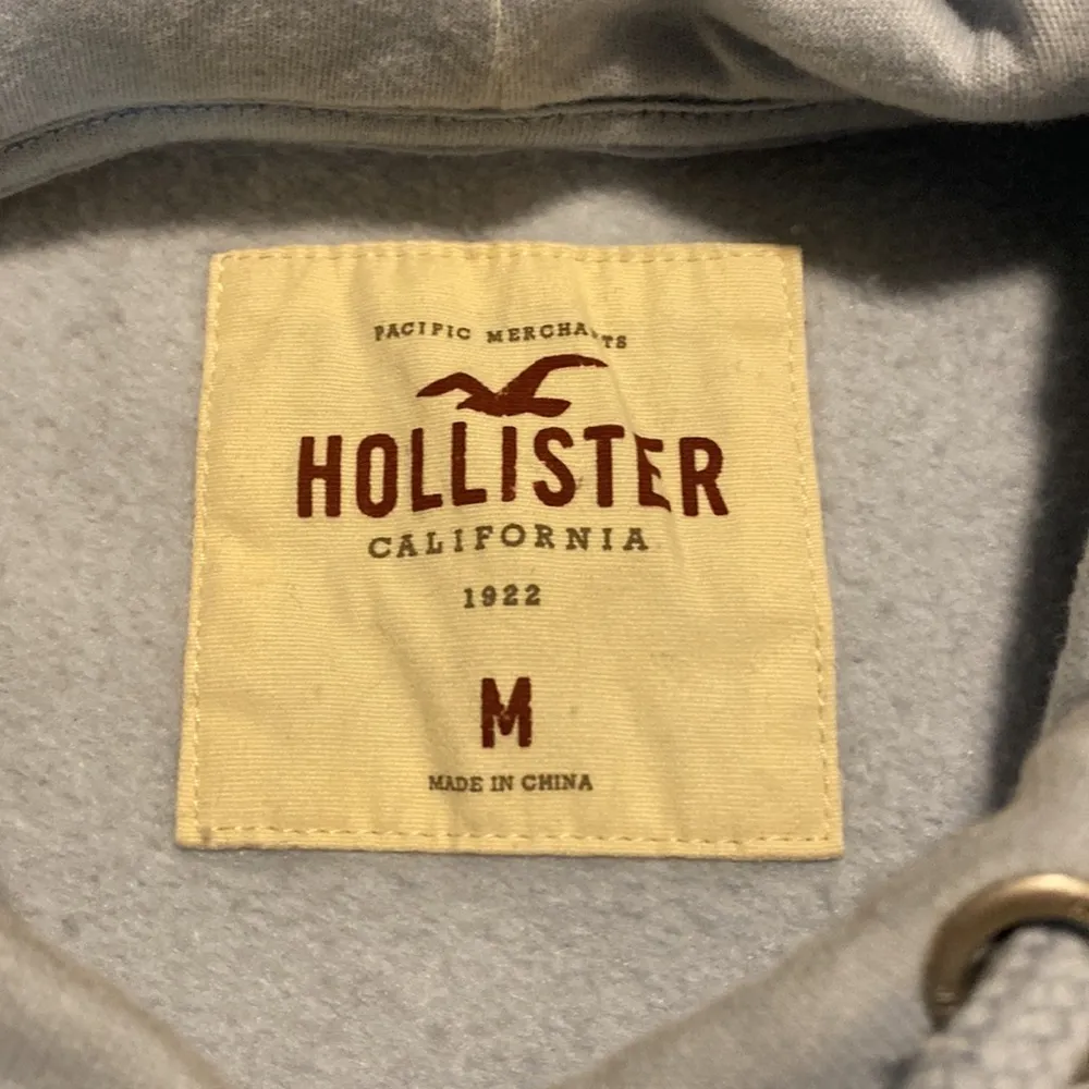 Hollister sleeves less hoodie size M - Image 6