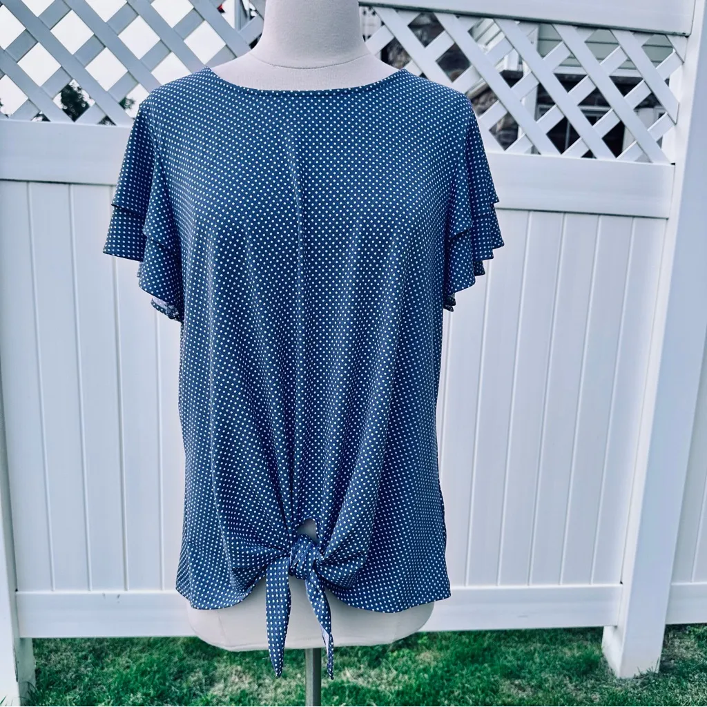 Adrianna Papell Blue & White Polka Dot 
Ruffle Short sleeve Blouse Size L - Image 3