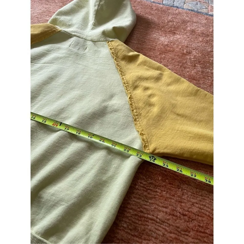 BDG Boxy Curved Hem Relaxed Fit Hoodie. Sweatshirt - Image 7