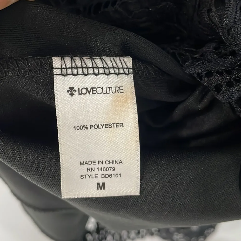 Women's Black Lace Mini Dress Size M Deep V-neck sleeveless - Image 6