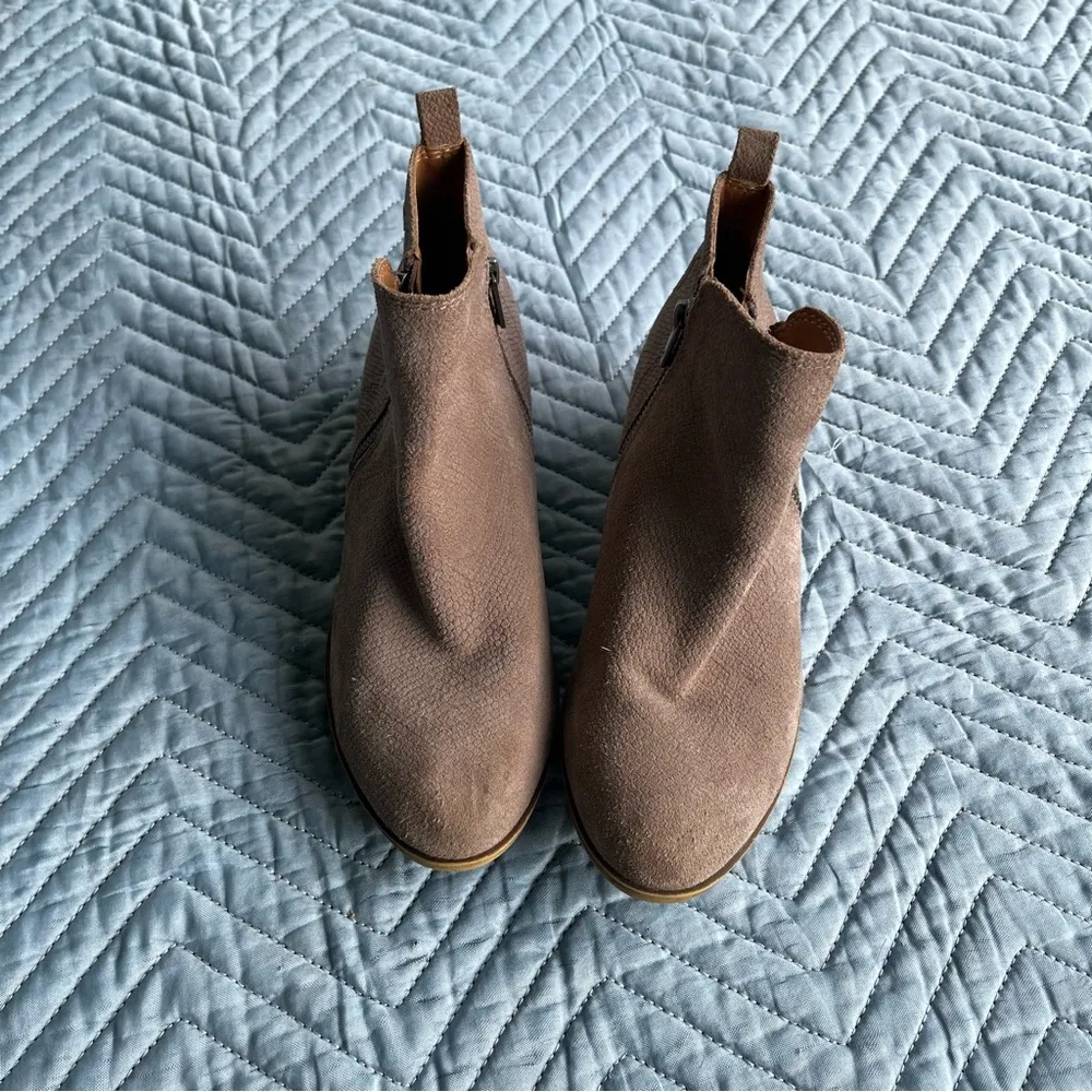 Lucky Brand Basel Tan Ankle Booties size 5M - Image 2