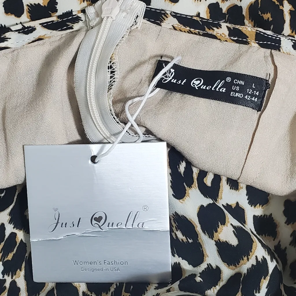 Just Quella Animal Print‎ Mini Skirt. Size: 12-14 - Image 6