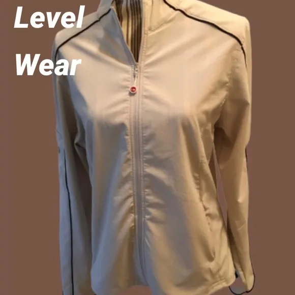 Level Wear light weight beige Jacket - Image 2