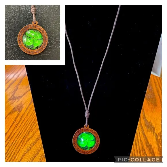 Four Leaf Clover Necklace Green With Brown Cord New - Image 2