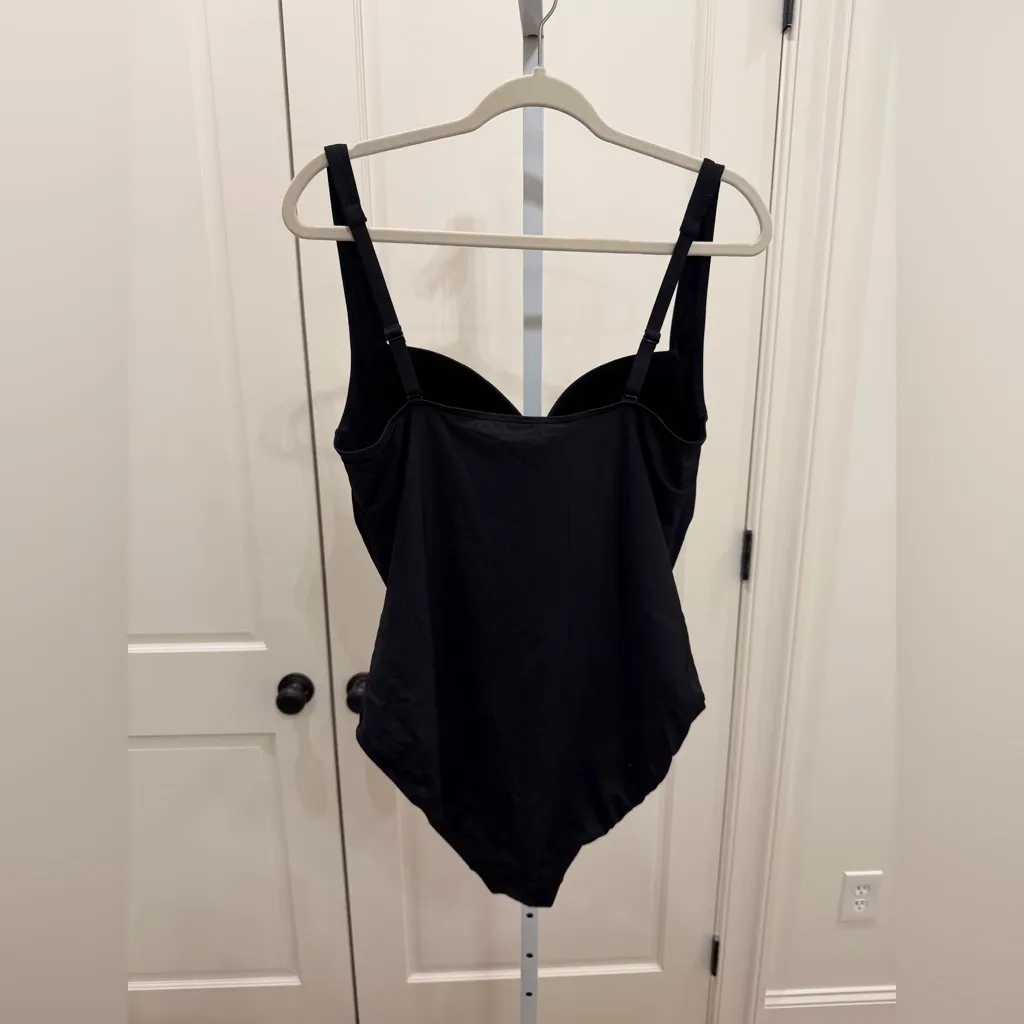 Sea Level Australia Eco Essentials Twist Front One Piece Size 16 Black - Image 8