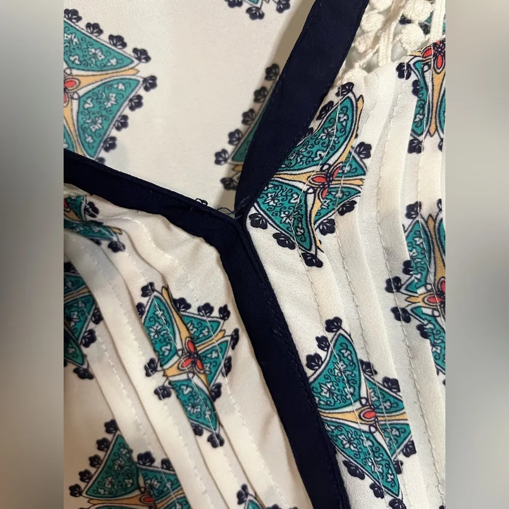 Black Rainn Cold Shoulder Multicolored Bell Sleeve Tunic with Tassels Size Med - Image 13