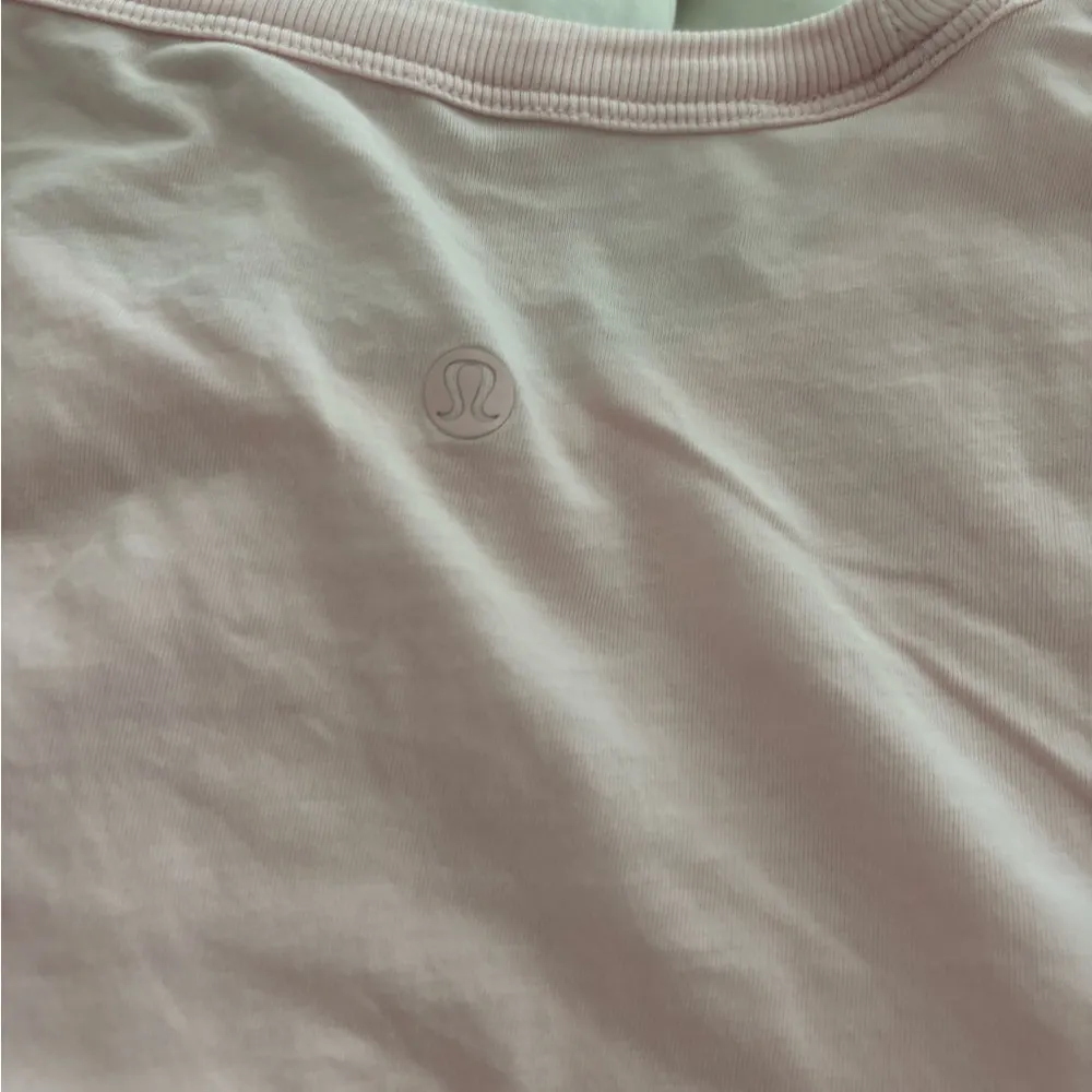 Lululemon cropped top - Image 4