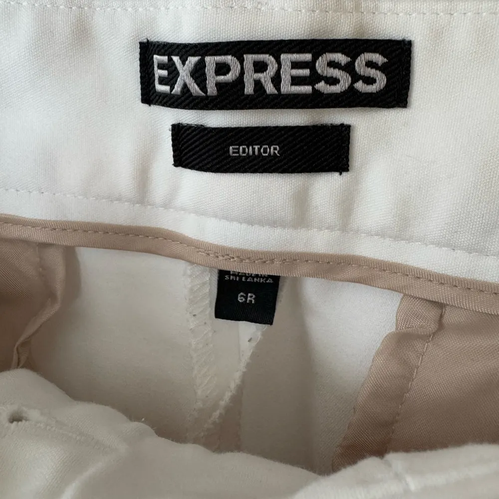 EXPRESS Editor White Bootcut Dress Pants Size 6R - Image 3