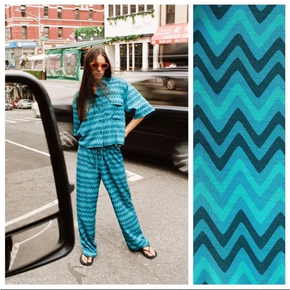 Zara Blue Green Geometric Palazzo Print Pull On pants Size Medium - Image 2