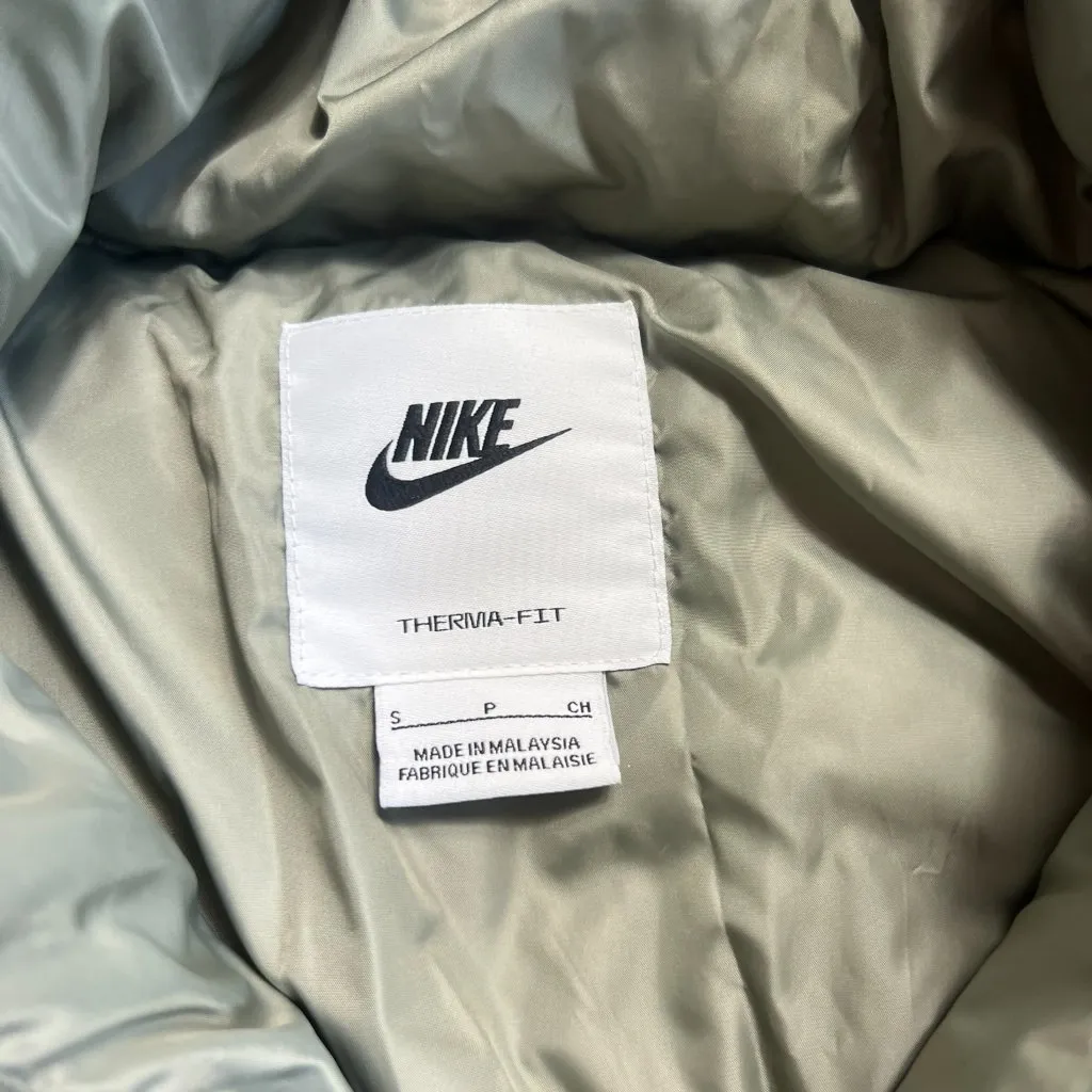 Nike Therma-FIT Rare All-Over Swoosh Puffer Jacket  Green Women's S Never Worn - Image 3