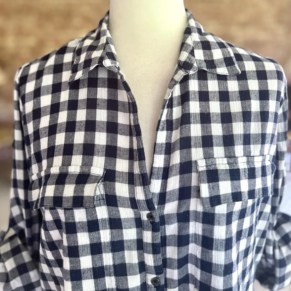 William Rast Top Blue White Plaid Roll-Tab Sleeve Button Up Shirt M Preppy Work - Image 3