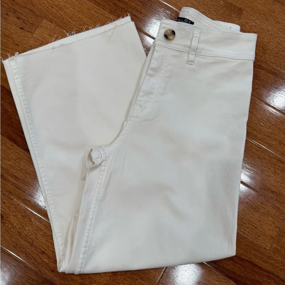 Black Tape High - Image 5