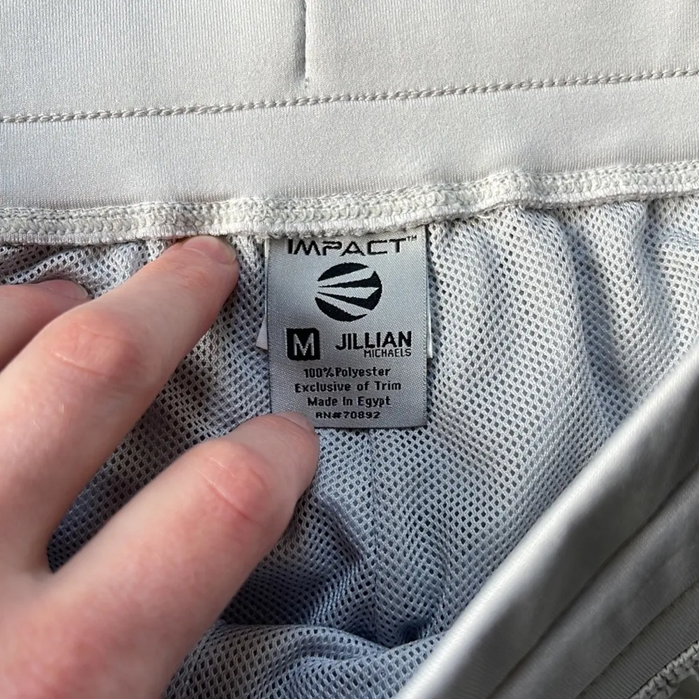 NWT Jillian Michaels Impact Capris Size M - Image 3