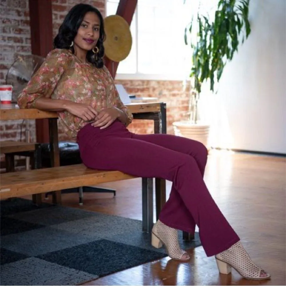 Betabrand Two Pocket Dress Pant Yoga Pant Bootcut Size Medium Long Tall burgundy - Image 4