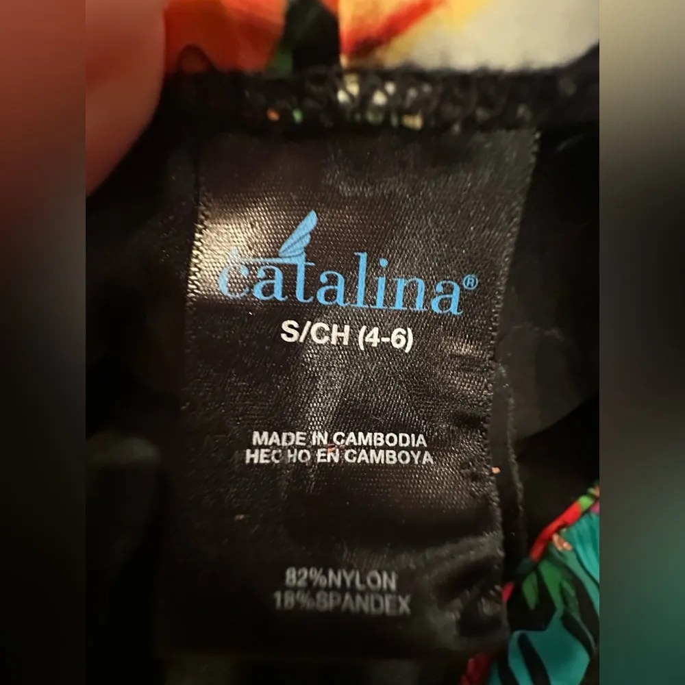 Euc Onepice woman tropical  Floral Swimwear - Image 7