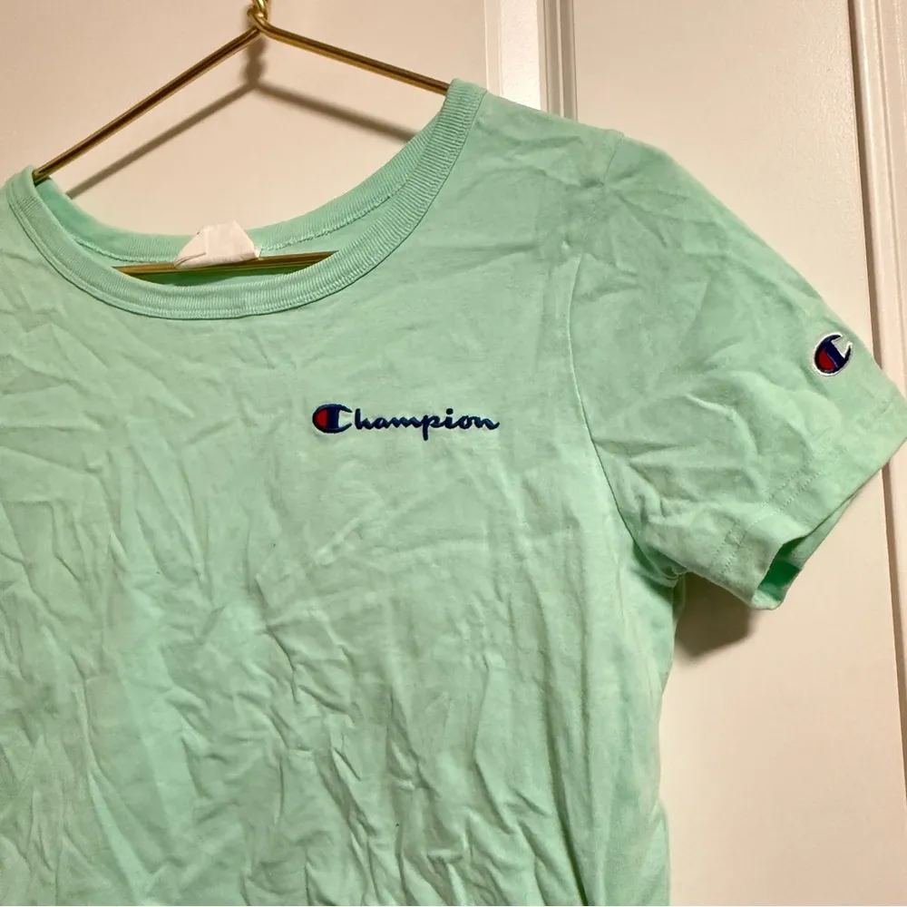 Champion Heritage Embroidered Light Sea Green Discounted Cropped Women's T-Shirt - Image 3