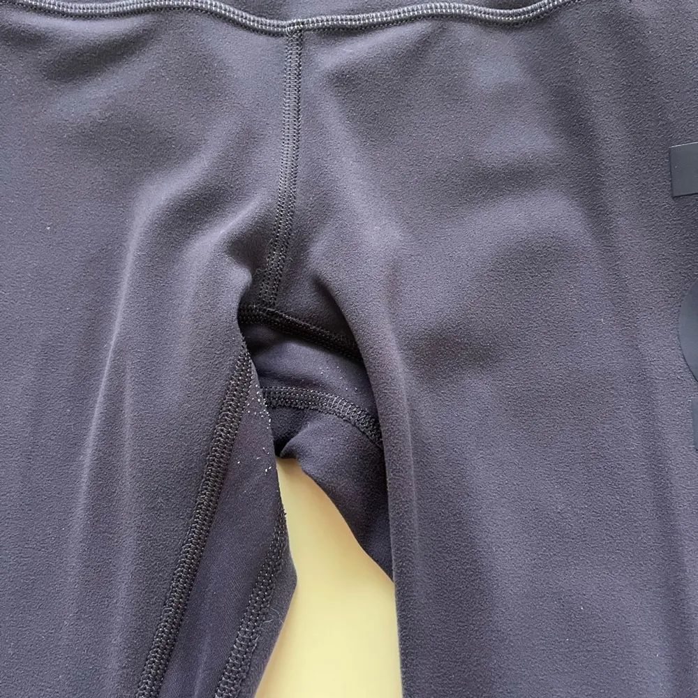 lululemon athletica Align High-Rise Pant 25” Graphic Night Sea -Size 2 - Image 4