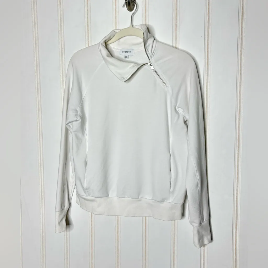 Evereve Quarter Zip White Pullover - Image 3