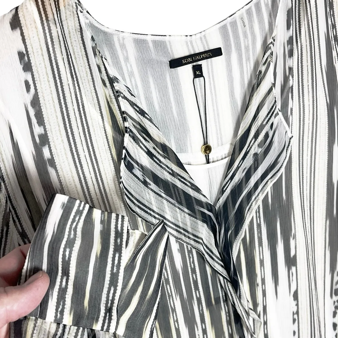 NWT KOBI HALPERIN Women’s Silk Split Neck Ruffle Front Long Sleeve Top Black Size XL - Image 2