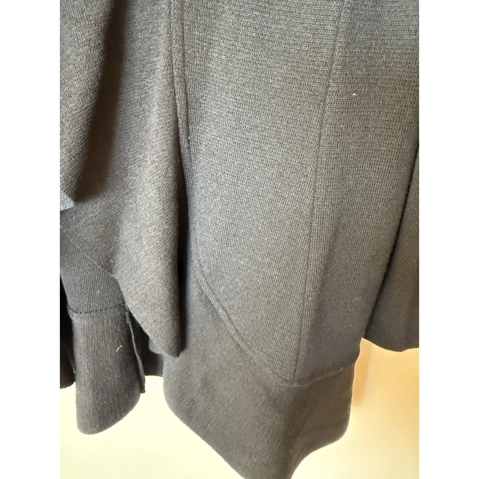 St. John Caviar Cascading Ruffle Open Front Black Knit Sweater Jacket Size 6 - Image 4
