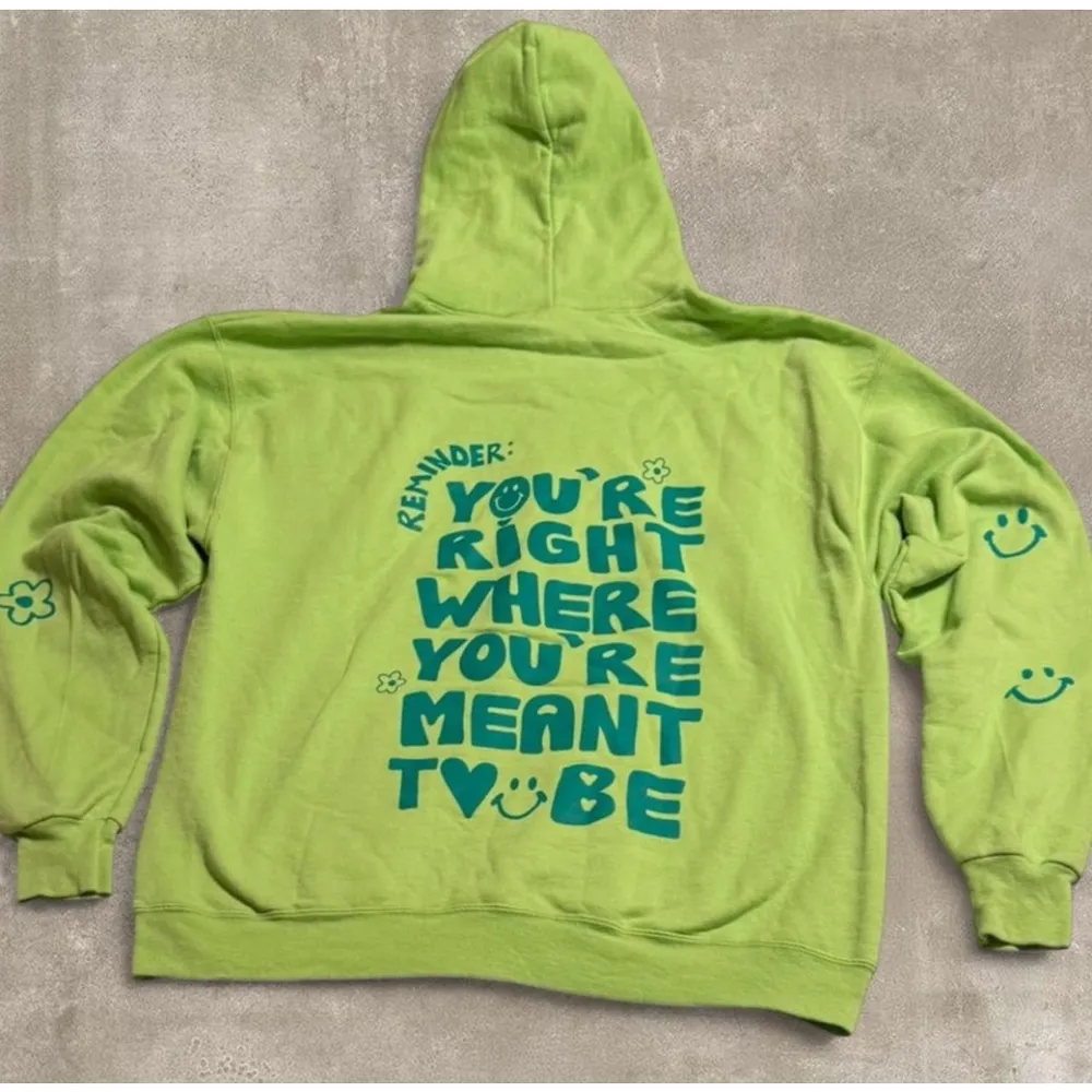 Ludic Closet Lime Green Graphic Hoodie – Size L Size L - Image 2