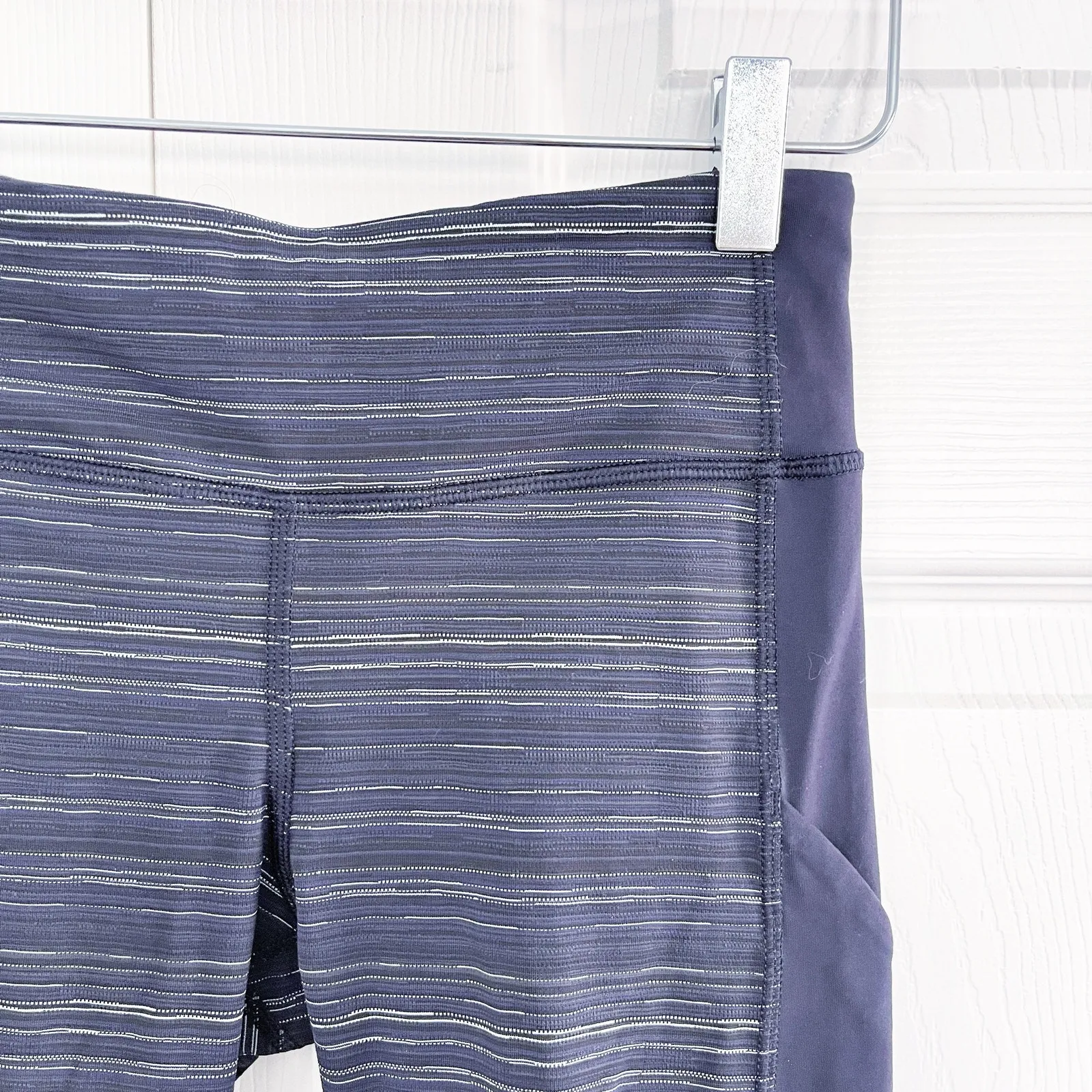 Lululemon Run the World 7/8 Tight Cyber Stripe Naval Blue Black / Naval Blue - Image 2