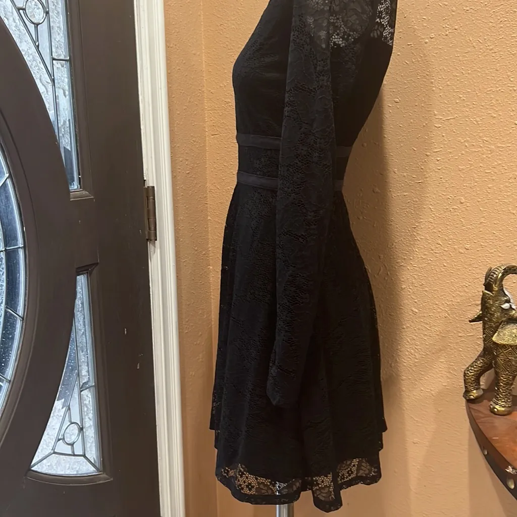 Xhilaration black lace long sleeve dress nwt - Image 5