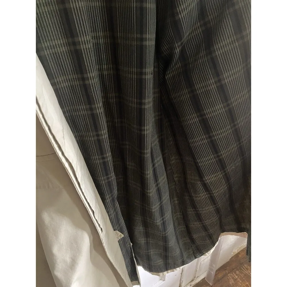 London Fog Womens  Trench Coat Size 16Regular W/pockets - Image 9